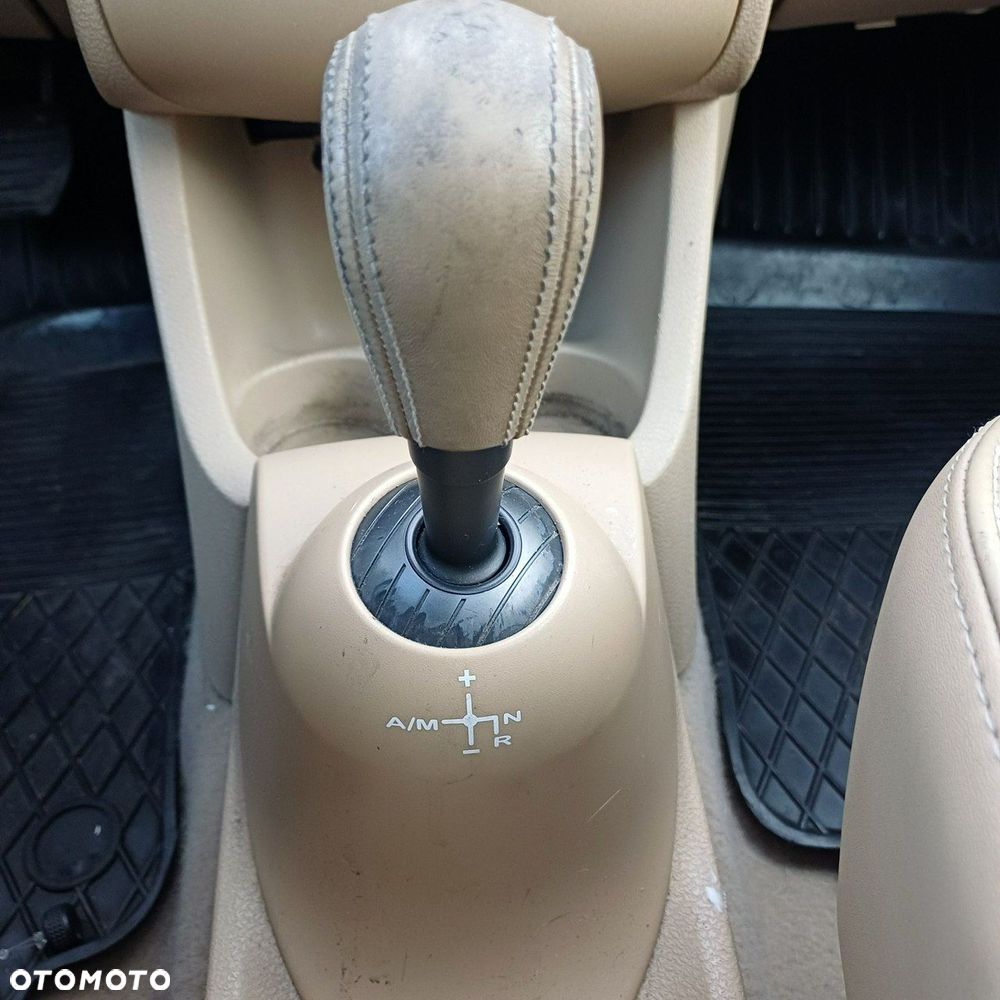 Renault Modus - 15