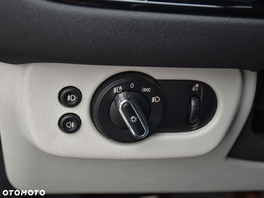 MINI Clubman Cooper - 26