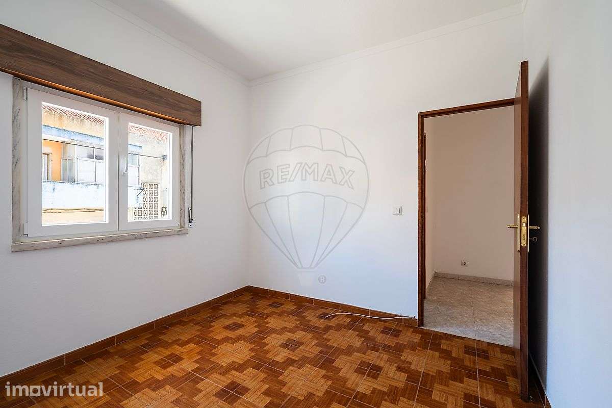 Prédio  para venda - Grande imagem: 5/28