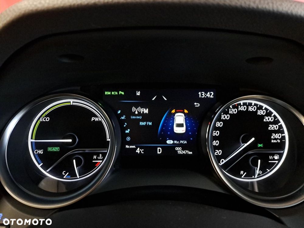 Toyota Camry 2.5 Hybrid Executive CVT - 33