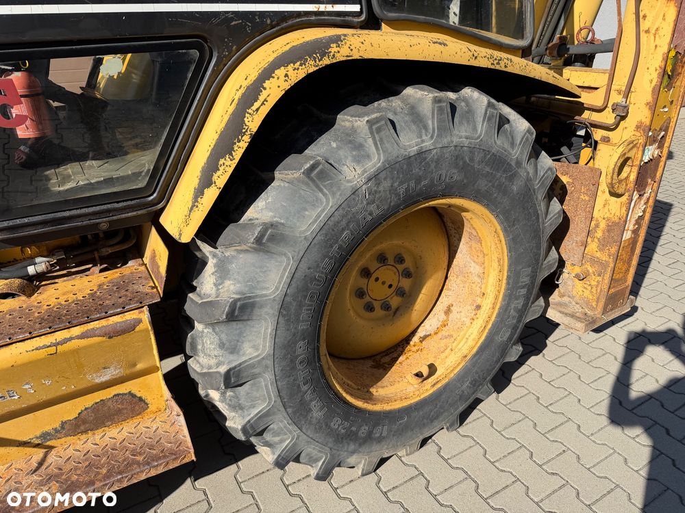 Caterpillar 428C - 13