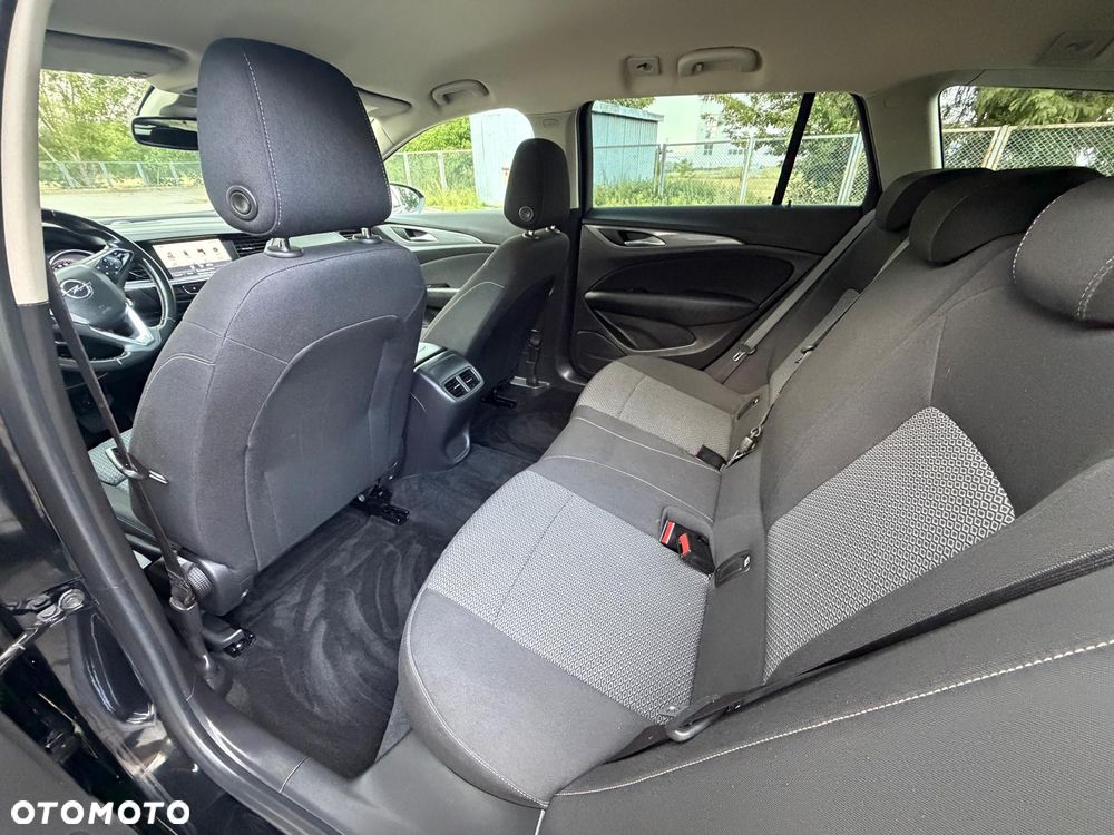 Opel Insignia 2.0 Exclusive - 32