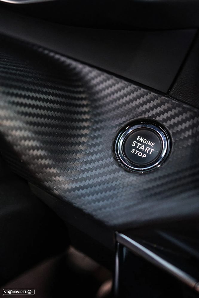 Peugeot 208 PureTech 100 GT Pack - 36