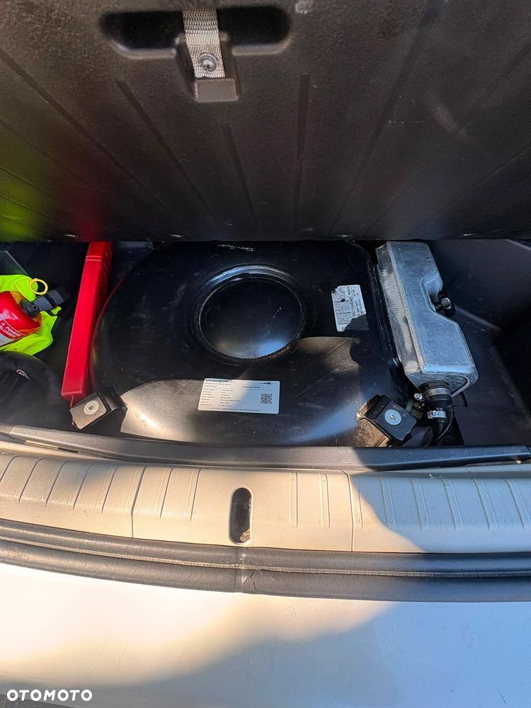 Toyota Prius - 13