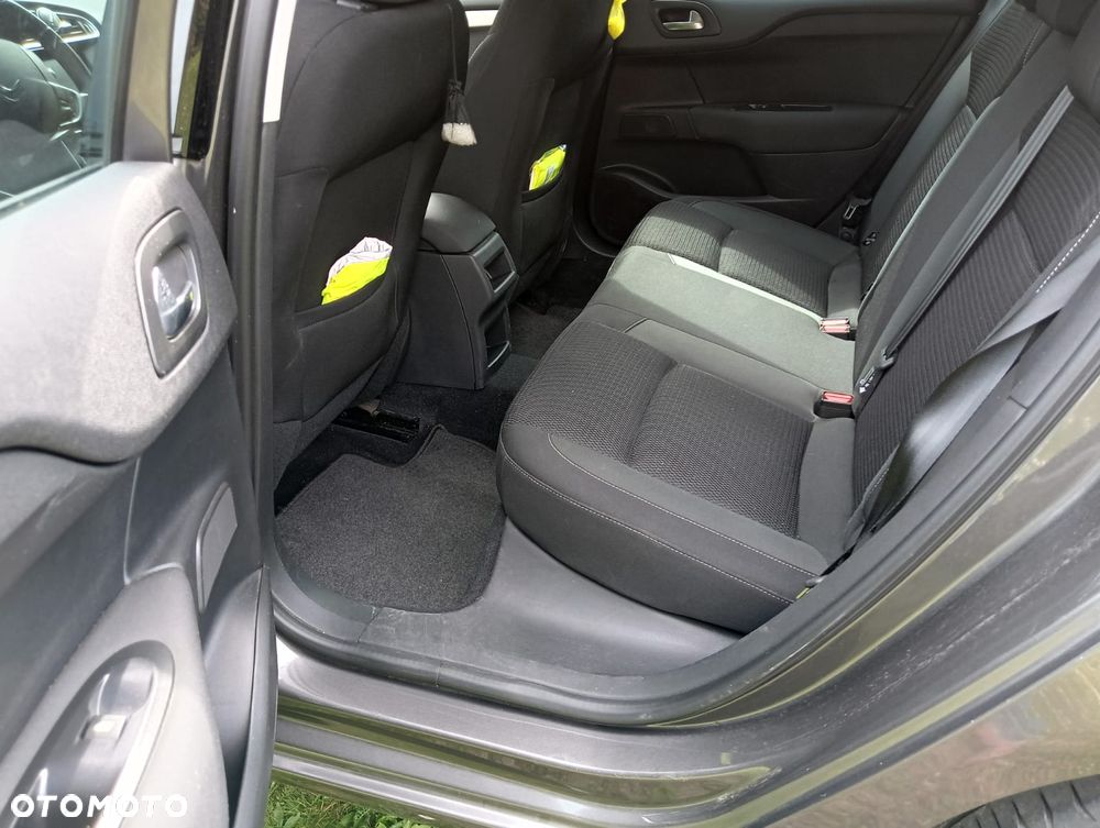 Citroën C4 - 6
