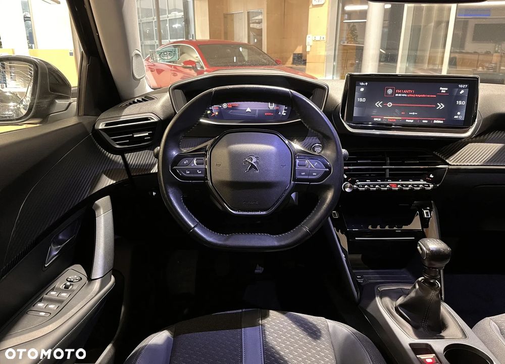 Peugeot 2008 PureTech 130 Allure - 15