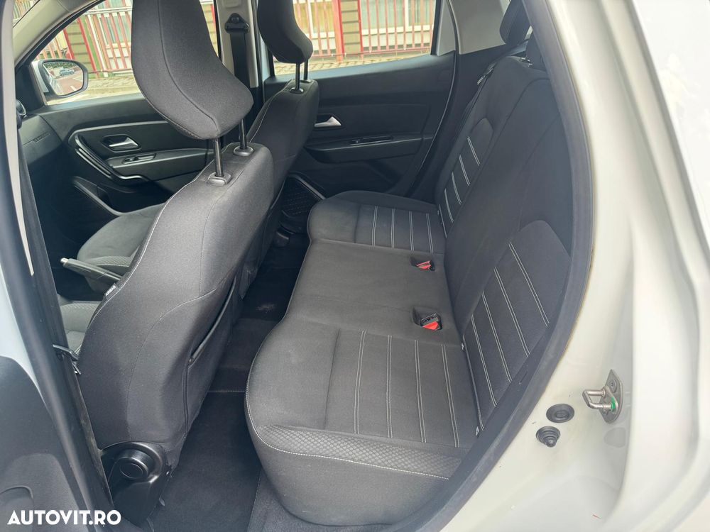 Dacia Duster 1.5 Blue dCi 4WD Prestige - 10