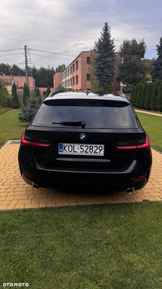 BMW Seria 3 320d xDrive - 4