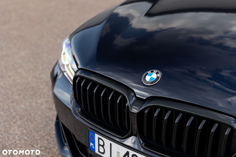 BMW Seria 5 520d xDrive MHEV M Sport sport - 3