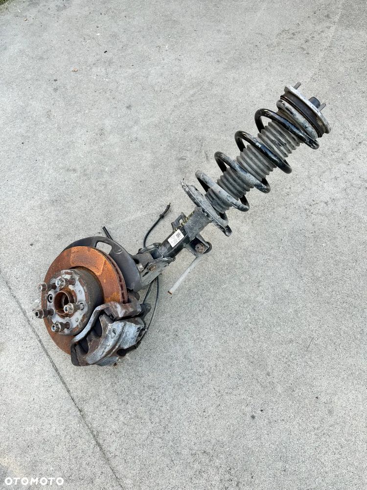 Mcperson Prawy Zwrotnica Amortyzator VW Crafter II MAN TGE 2.0 TDI - 2