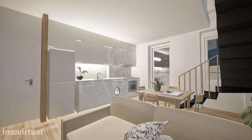 ✨ T3 Duplex de Charme em Prédio Centenário Totalmente Recuperado – Cen - Grande imagem: 3/10