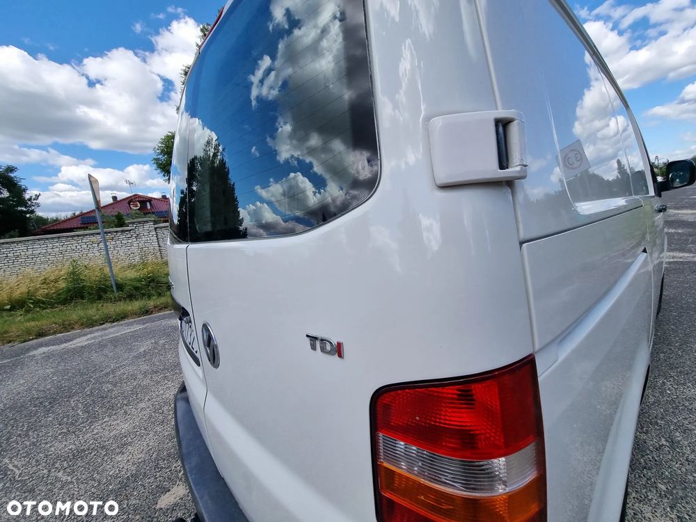 Volkswagen T5 - 14