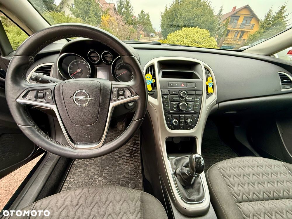 Opel Astra 1.6 Essentia - 4