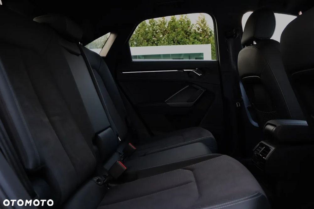 Audi Q3 Sportback - 26