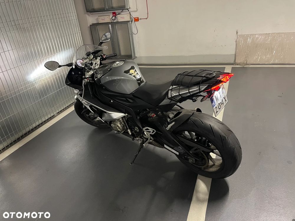 BMW S - 2