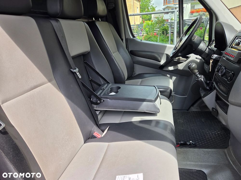 Volkswagen Crafter - 12