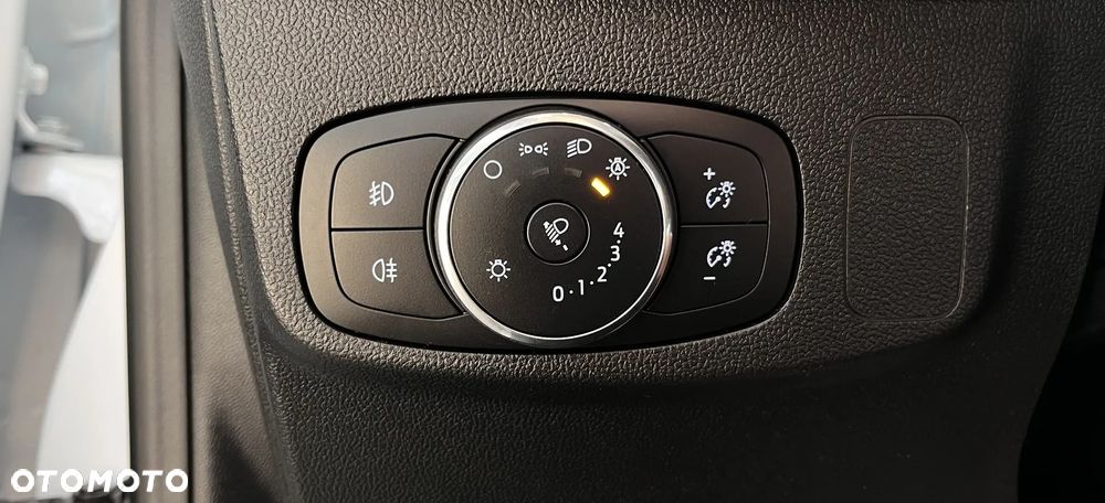 Ford Focus 1.5 EcoBlue Titanium - 19