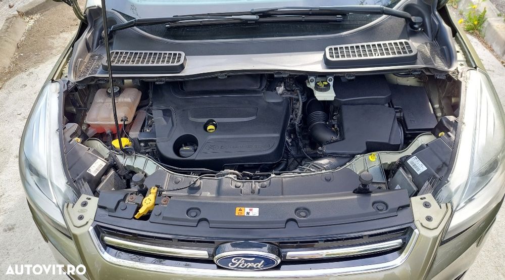 Ford Kuga 2.0 TDCi Powershift 4WD Titanium - 10