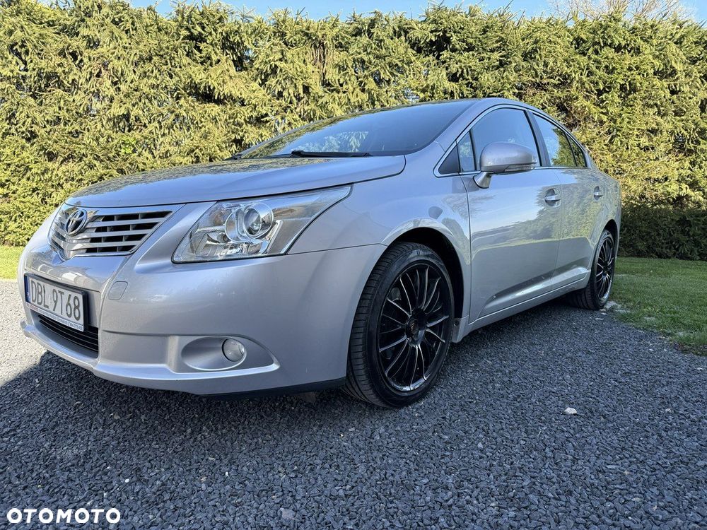 Toyota Avensis 1.8 Style - 16