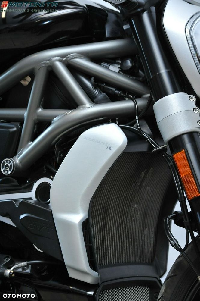 Ducati Diavel - 13