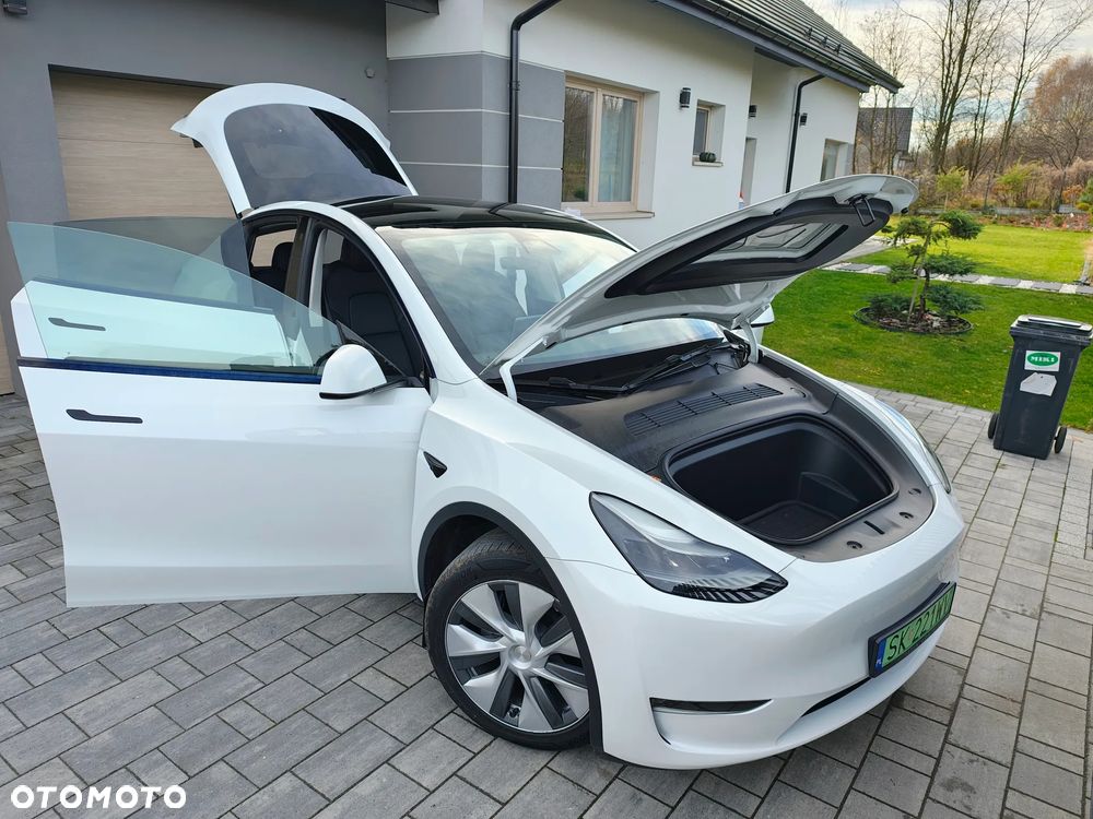 Tesla Y Long Range Dual Motor AWD - 6