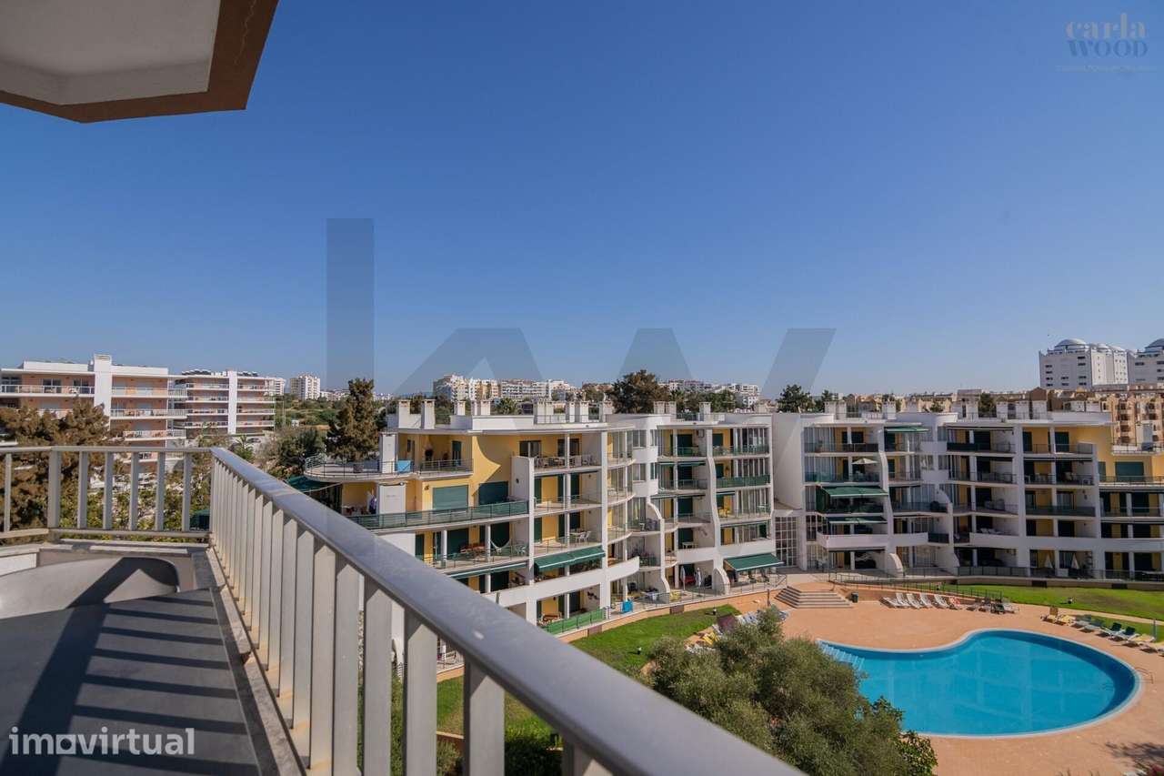 T2 Renovado, com Piscina e Licença de AL, na Segunda Linha da Praia da - Grande imagem: 5/38