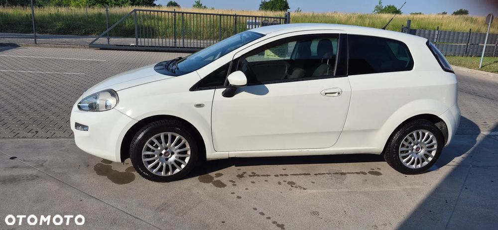 Fiat Punto 1.4 Easy S&S - 9