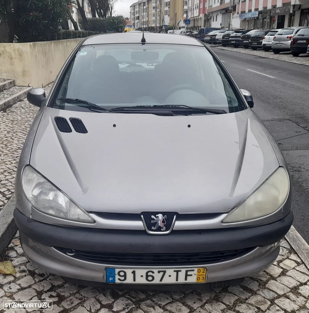 Peugeot 206 1.1 Color Line - 4