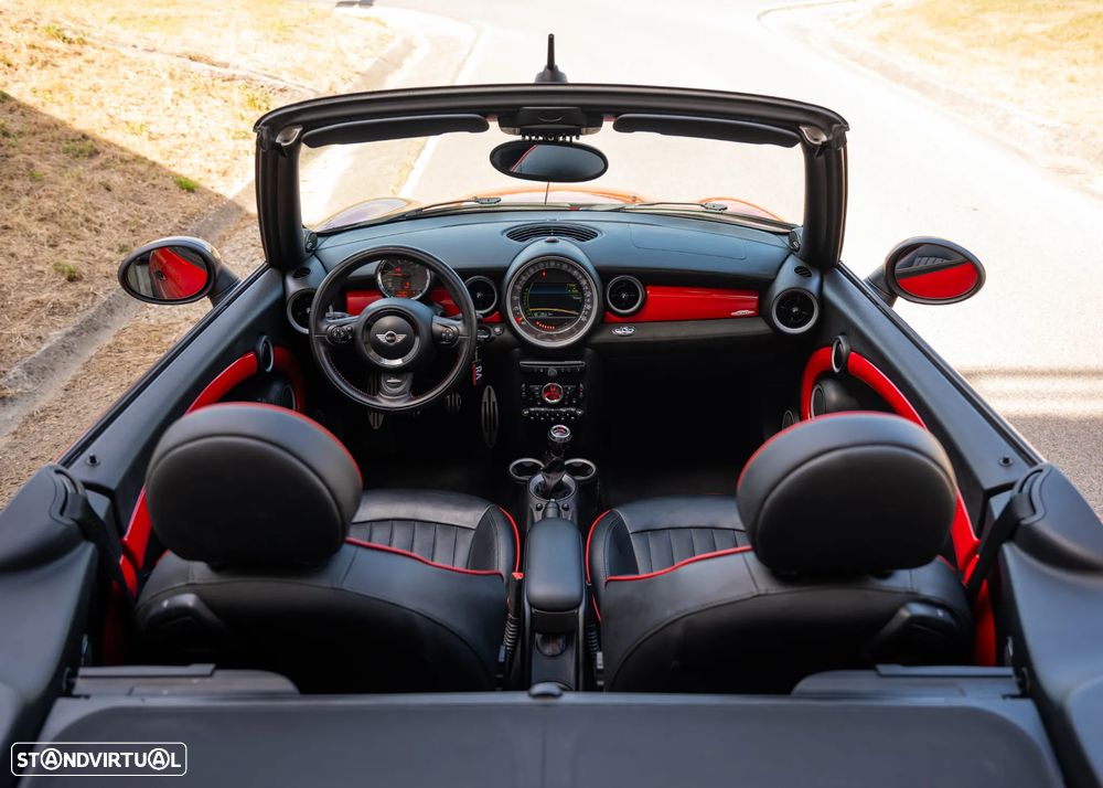 MINI Cabrio John Cooper Works 157g - 18