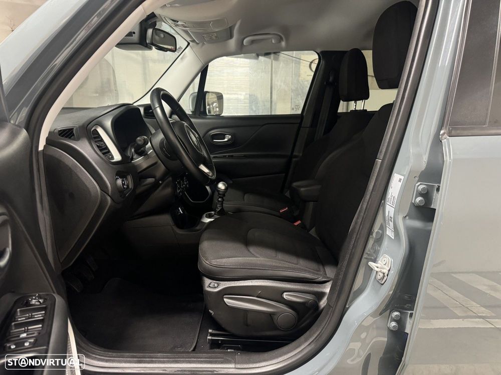 Jeep Renegade 1.6 MJD Limited - 22