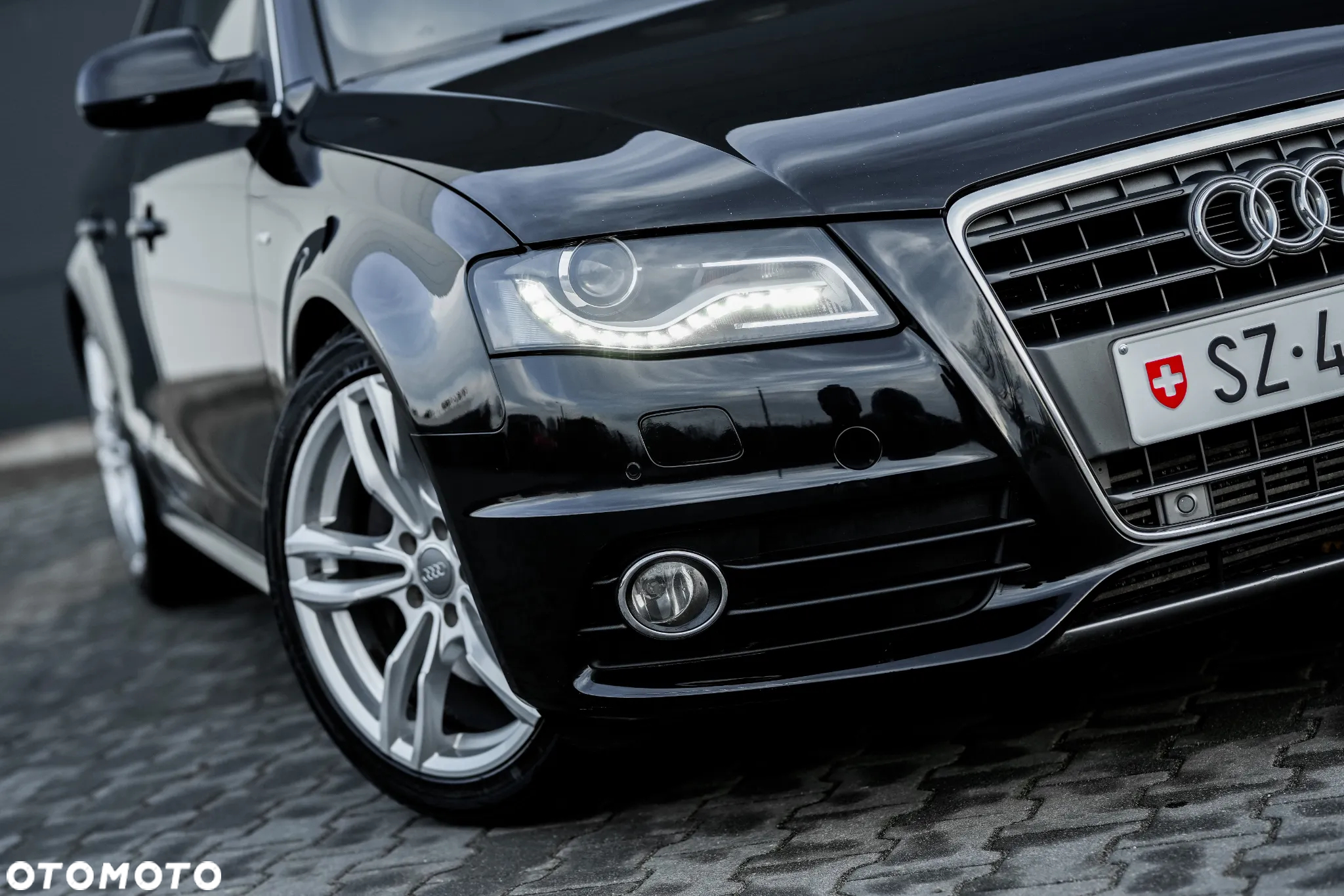 Audi A4 2.0 TFSI Quattro Line S tronic - 9
