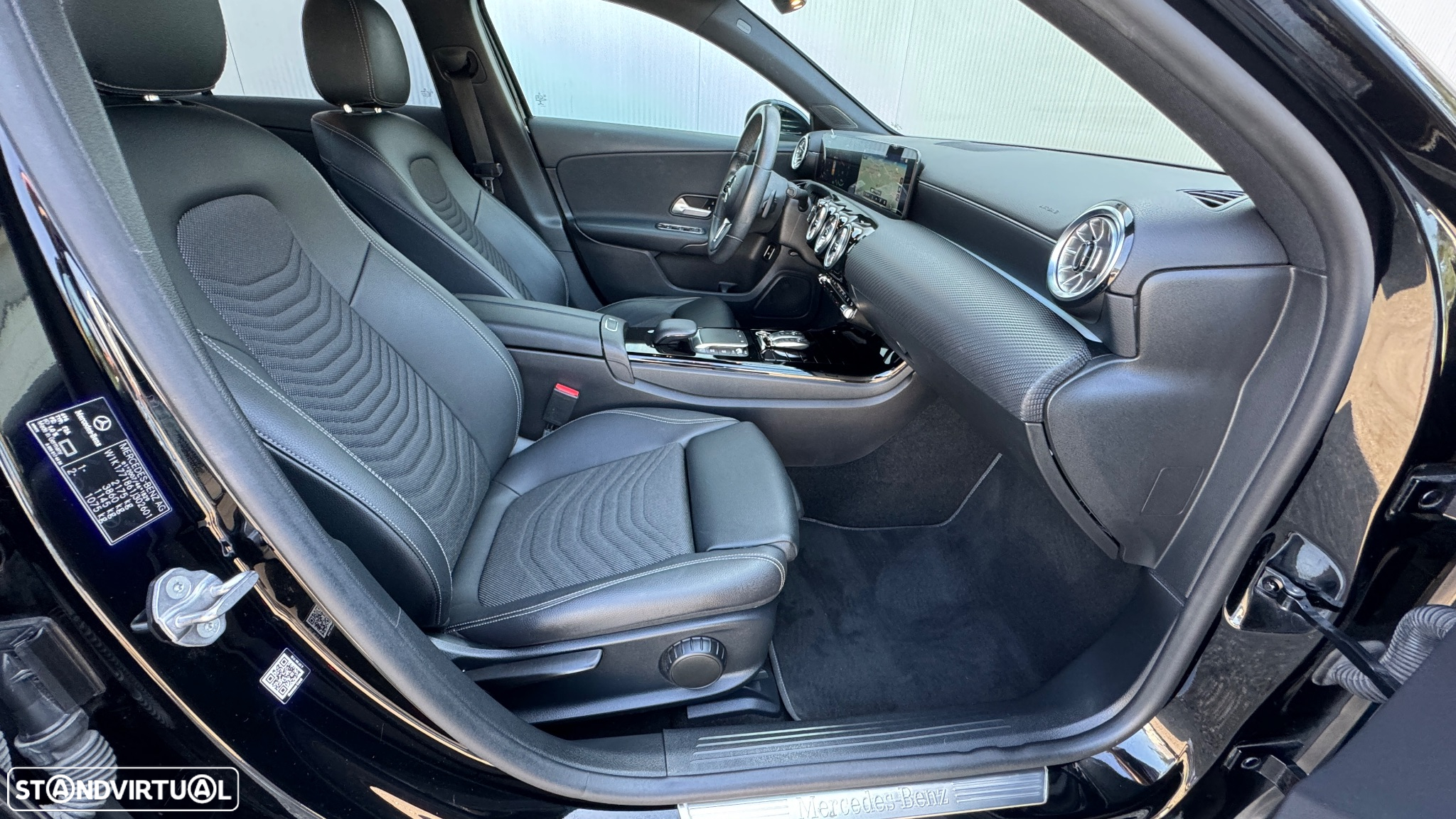 Mercedes-Benz A 250 Limousine e Style Plus - 11