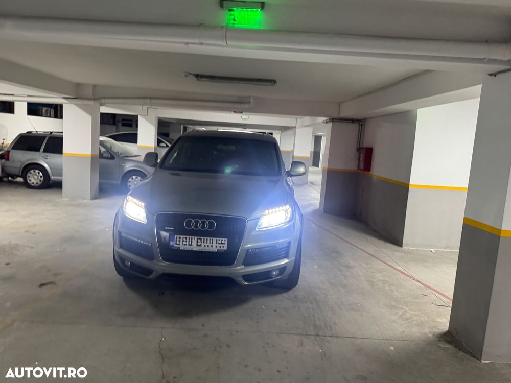 Audi Q7 - 12