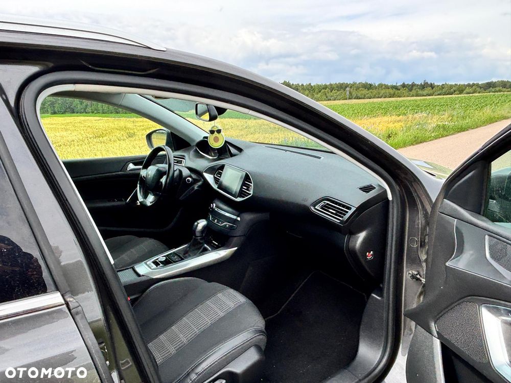 Peugeot 308 - 9