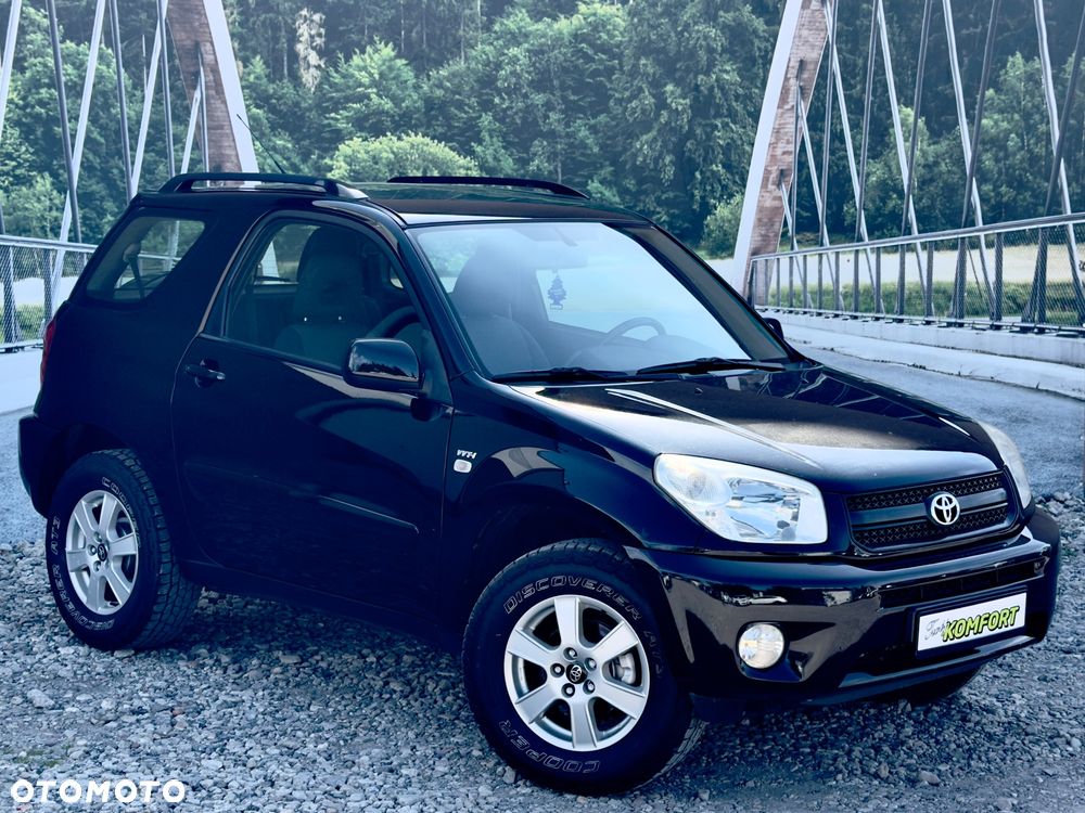 Toyota RAV4 - 6