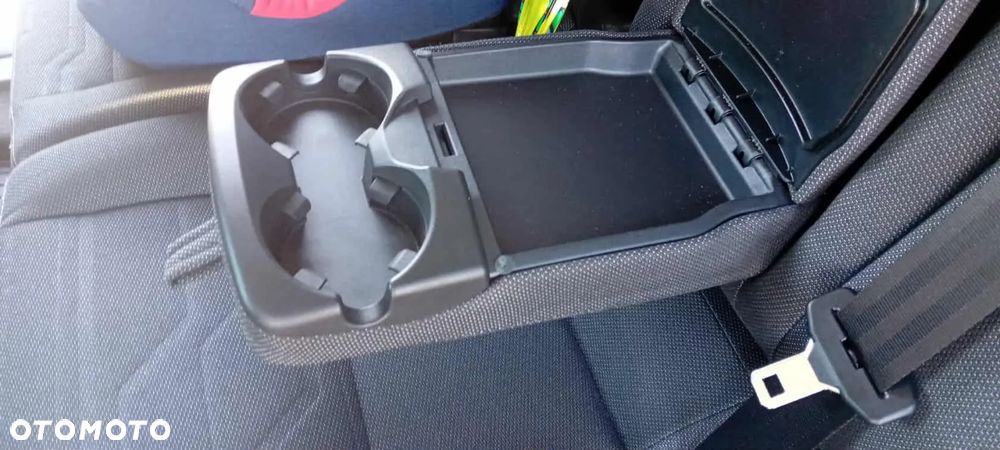 Ford Tourneo Connect Grand 1.5 TDCi Start/Stop Titanium - 28