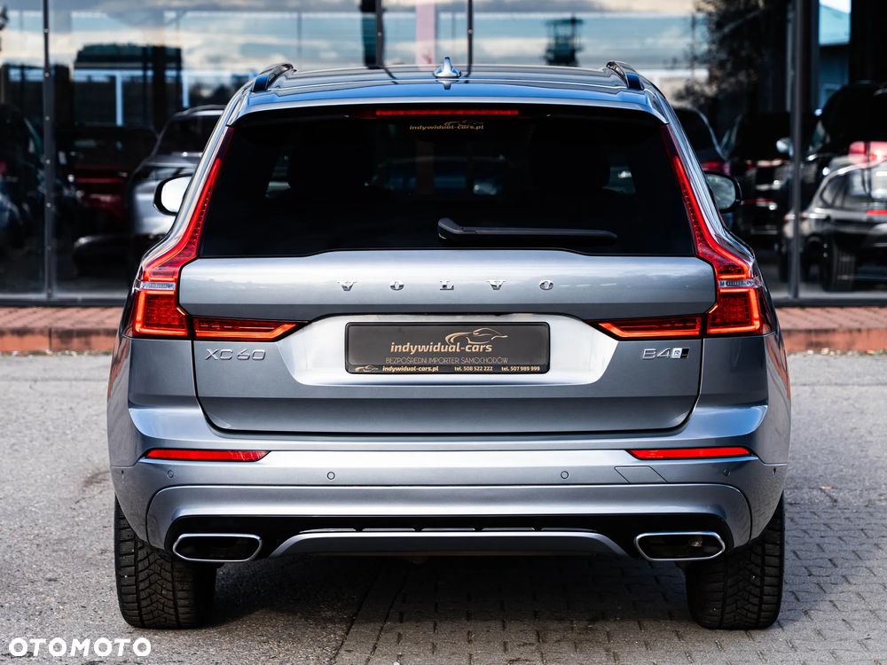 Volvo XC 60 B4 D AWD Plus Dark - 18