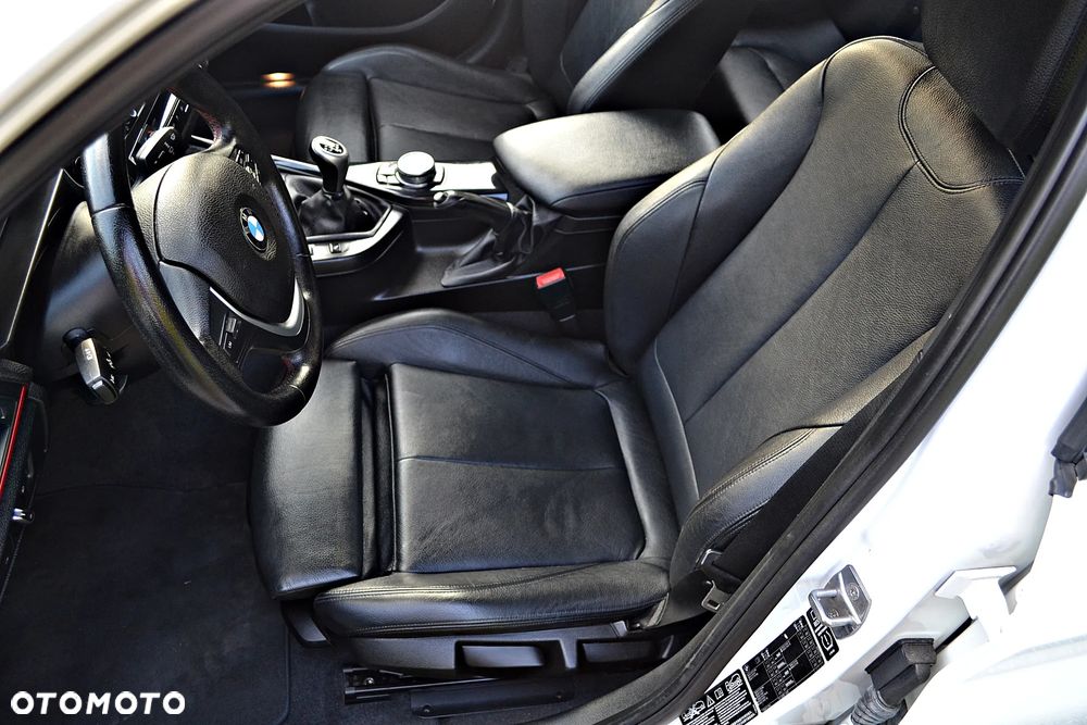 BMW Seria 1 120d xDrive Sport Line - 20