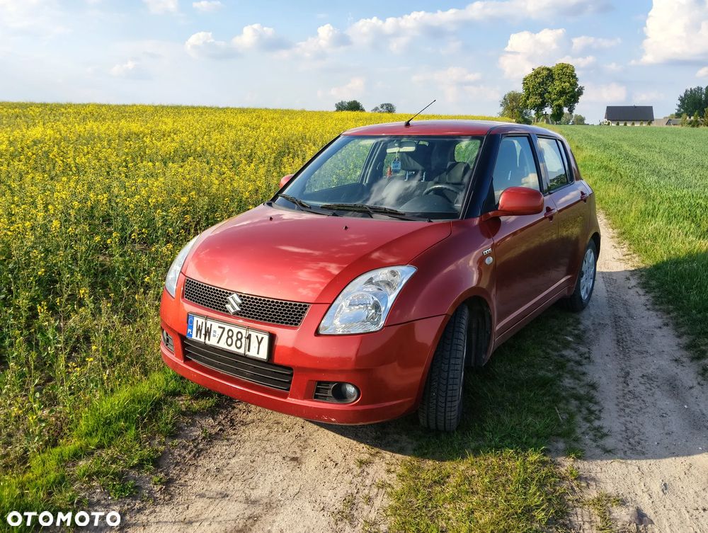 Suzuki Swift - 1