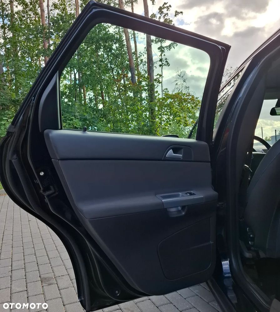 Volvo V50 1.6D Momentum - 26
