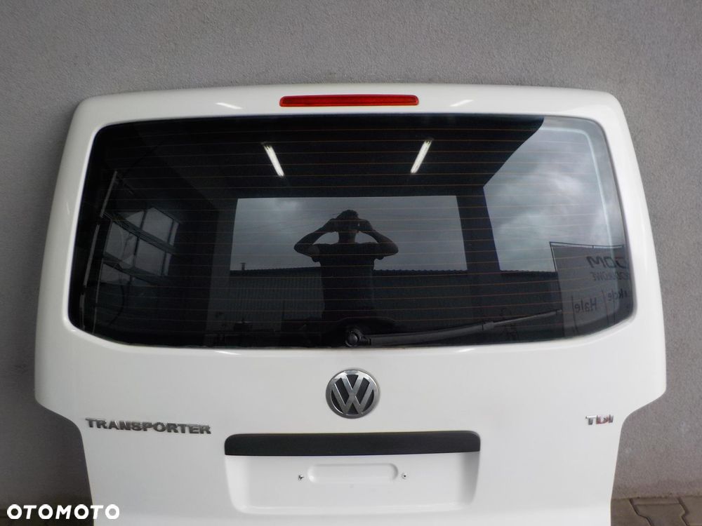 VW T5 KLAPA TYŁ TYLNA Z SZYBĄ - 3