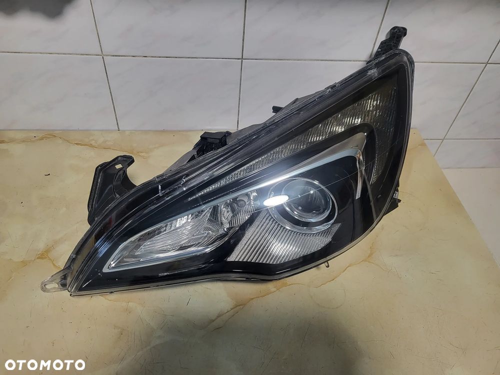 Opel Astra gtc Cascada xenon lewa prawa - 1