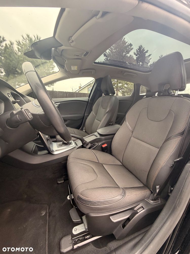 Volvo V40 T3 Inscription - 7