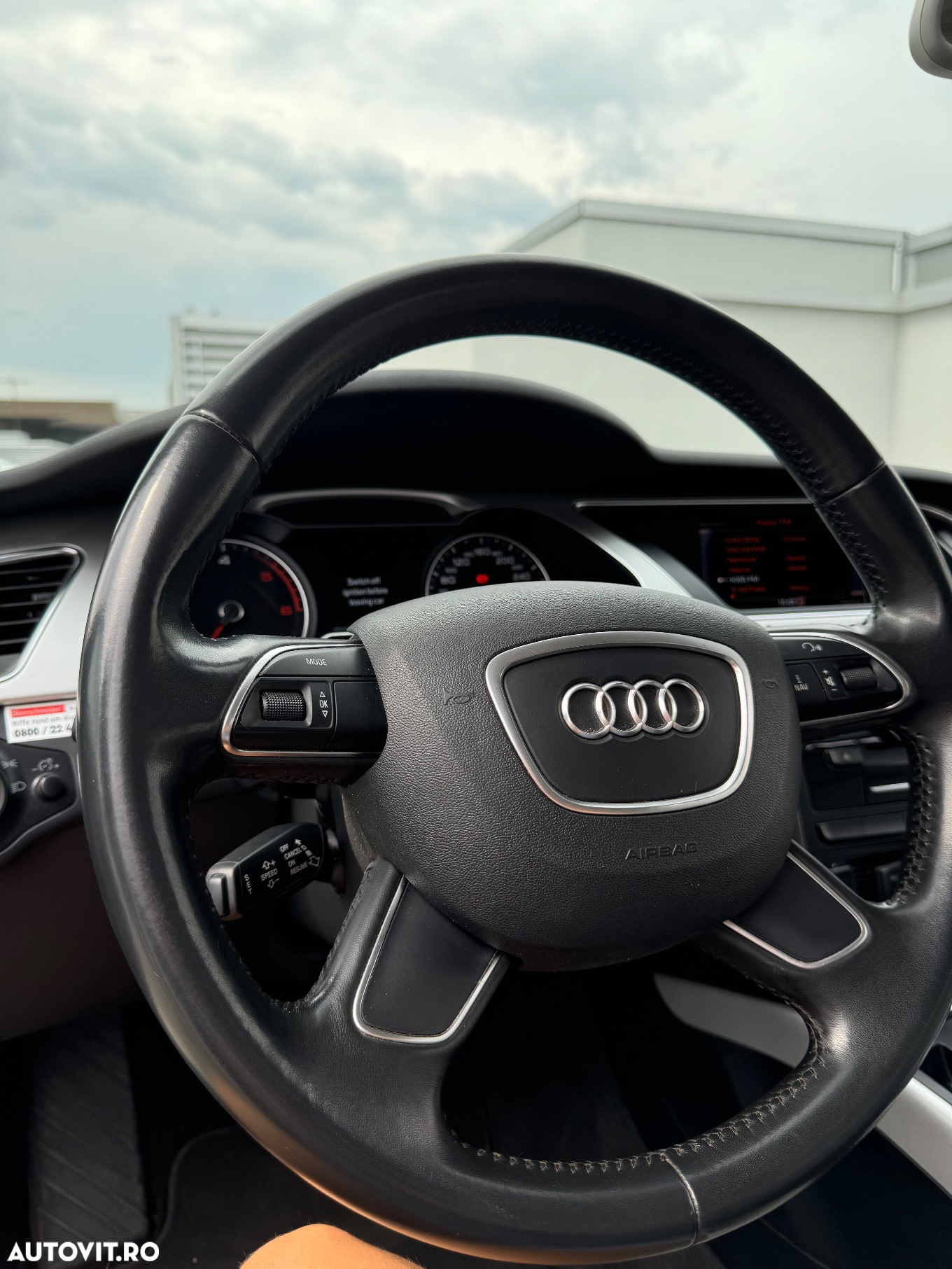 Audi A4 Avant 2.0 40 TDI quattro S tronic Advanced - 12
