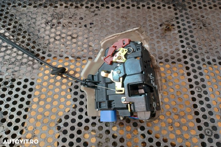 BROASCA USA DREAPTA SPATE Seat Leon - 2