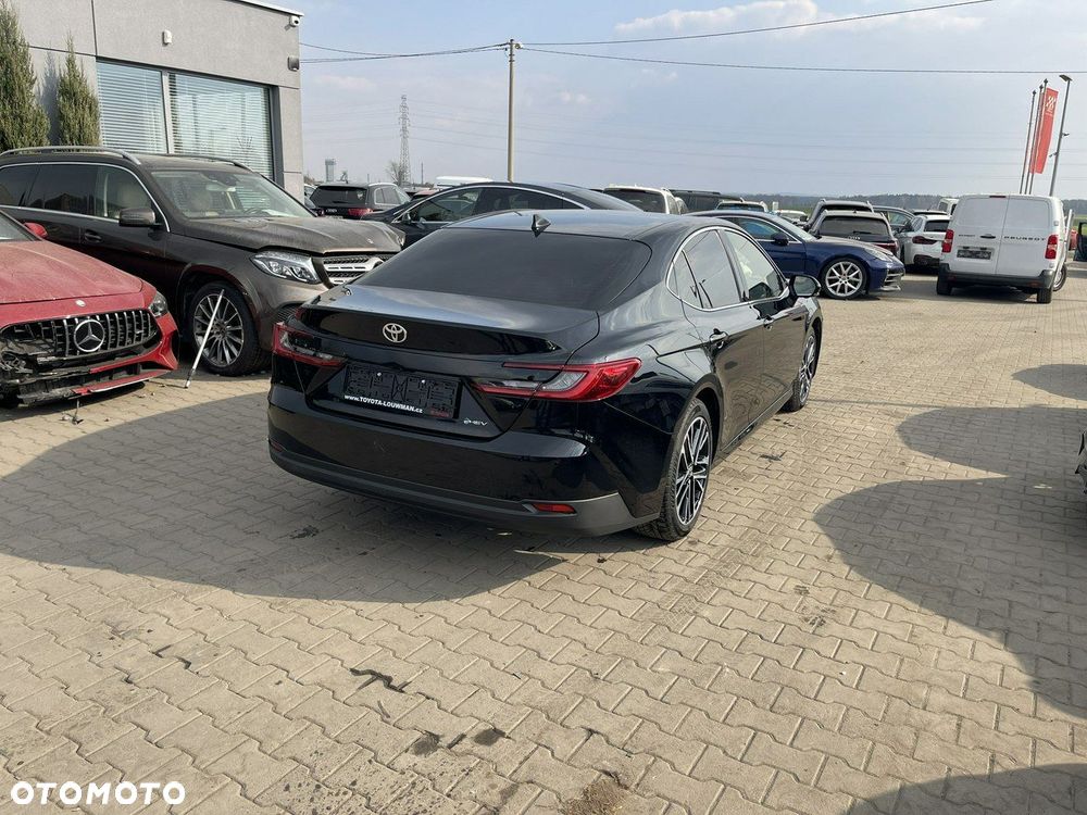 Toyota Camry 2.5 Hybrid Dynamic Force Prestige e-CVT - 2