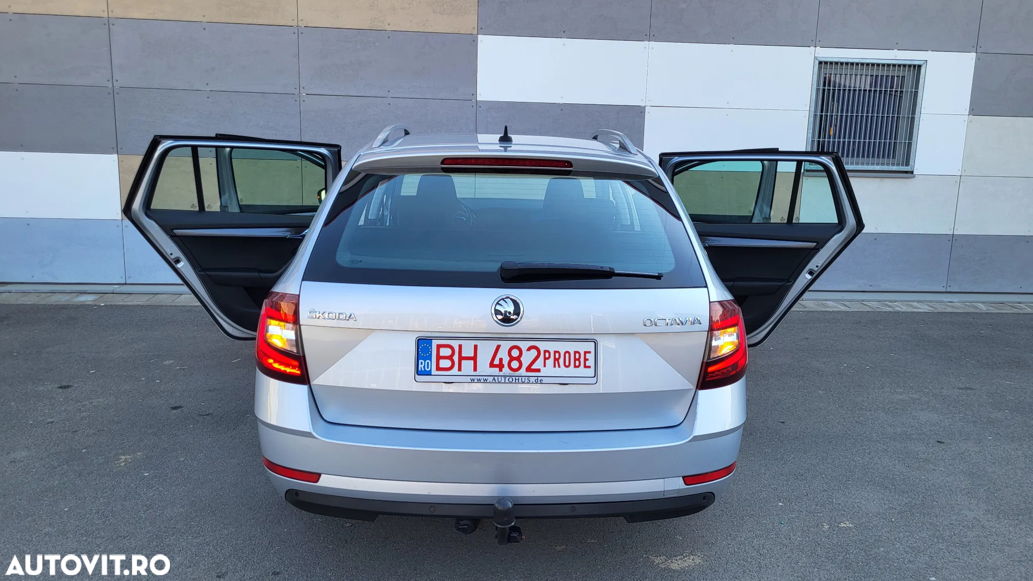Skoda Octavia Combi 2.0 TDI (Green tec) DSG Style - 21