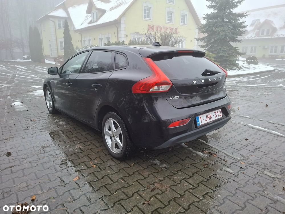 Volvo V40 D2 - 3