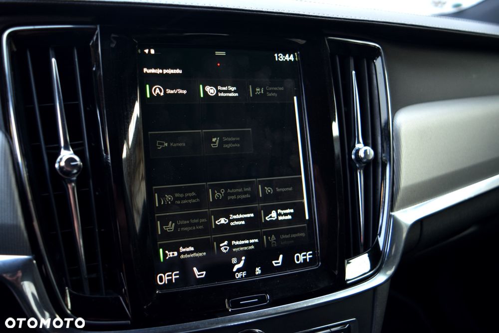 Volvo S90 D5 AWD R-Design - 8