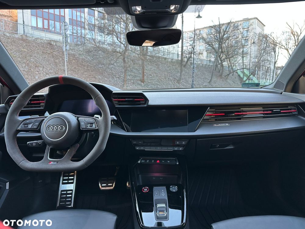 Audi RS3 Limousine TFSI Quattro S tronic - 15